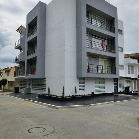 Balcones De La Rivera Apartamento Azulejo 3 布加 外观 照片