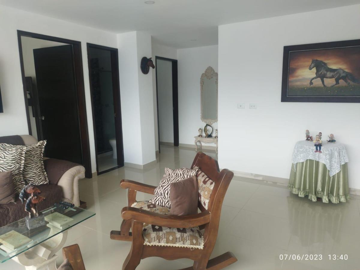 Balcones De La Rivera Apartamento Azulejo 3 布加 外观 照片