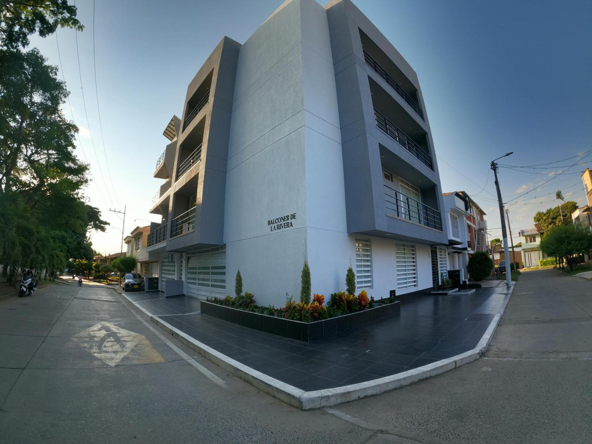 Balcones De La Rivera Apartamento Azulejo 3 布加 外观 照片