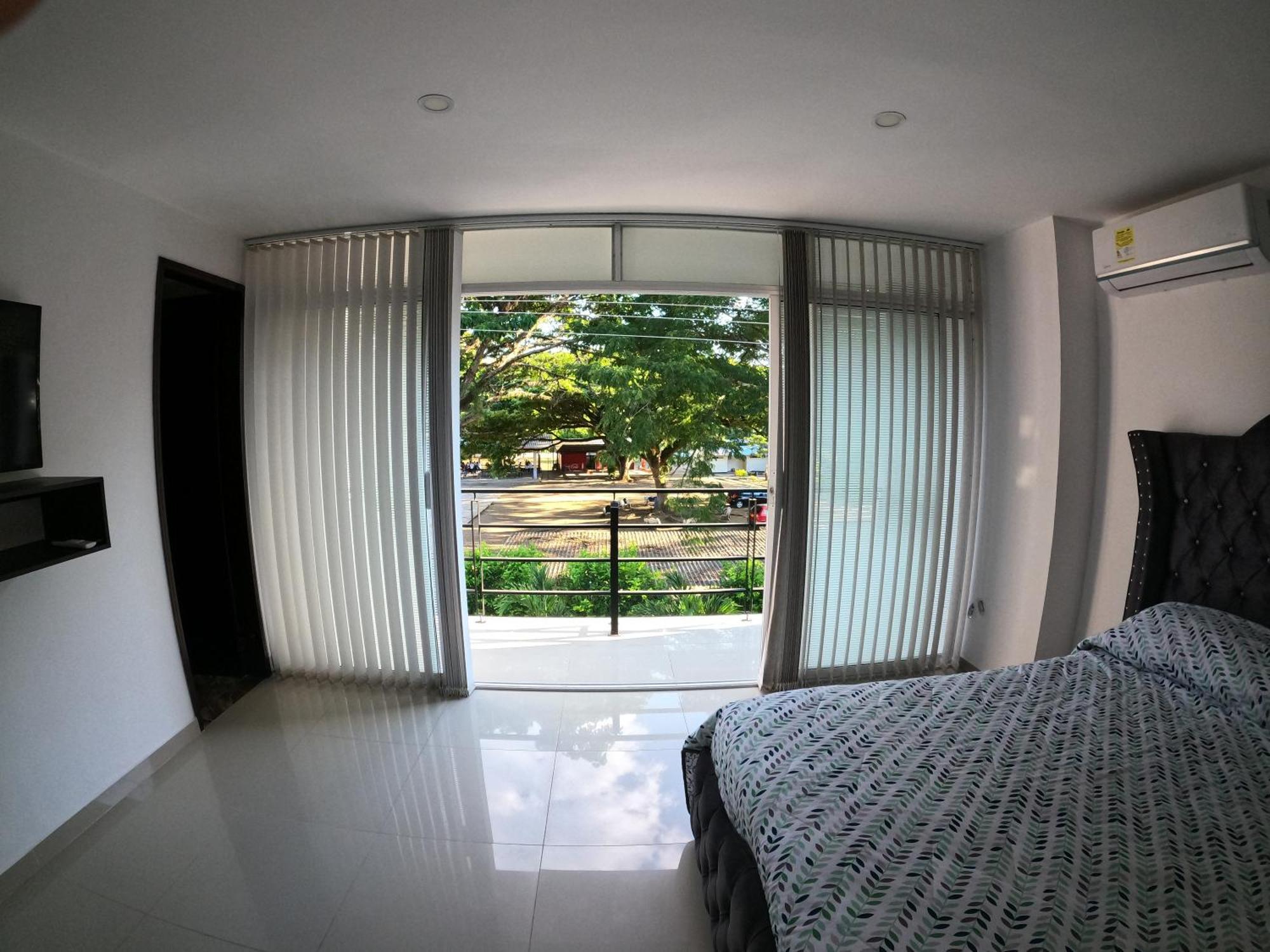 Balcones De La Rivera Apartamento Azulejo 3 布加 外观 照片
